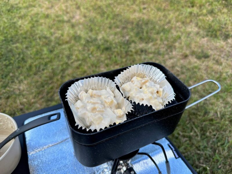 伊上海浜公園オートキャンプ場さつまいもの蒸しまんじゅう焼き始め